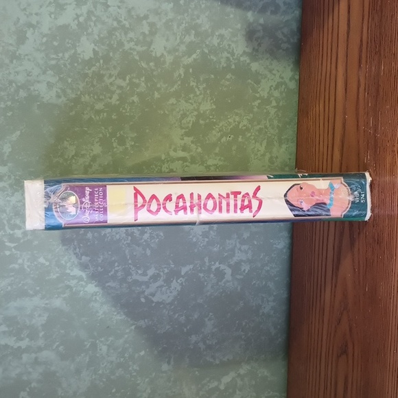 Pocahontas VHS Walt Disney Masterpiece Collection NEW Sealed 1st Time Run! - Picture 3 of 7